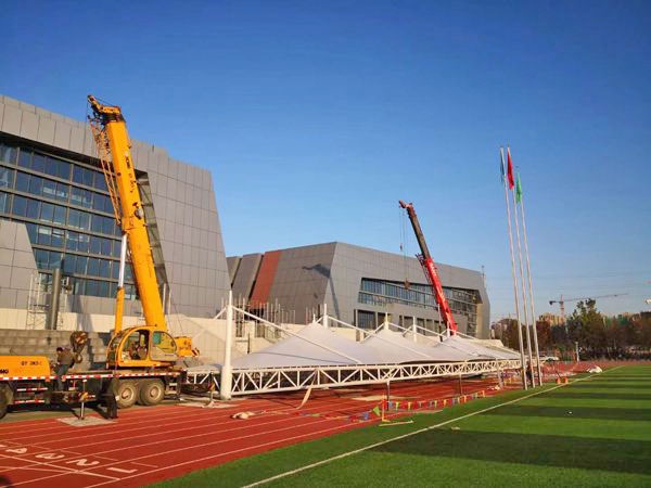 寧津第 一中學膜結構看臺施工完成